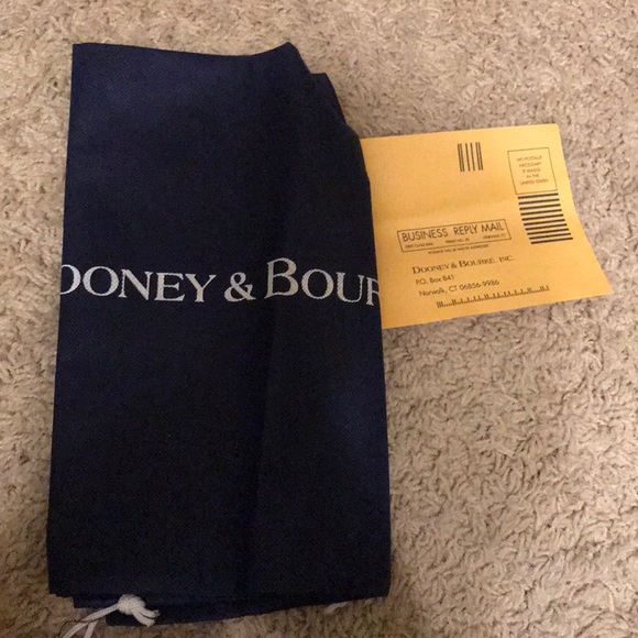 BRAND NEW WITH TAGS Dooney & Bourke Purse - Picture 5 of 6